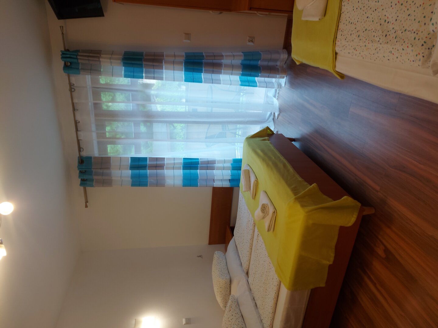 Triple room with bathroom and balcony Triple room with bathroom and balcony
