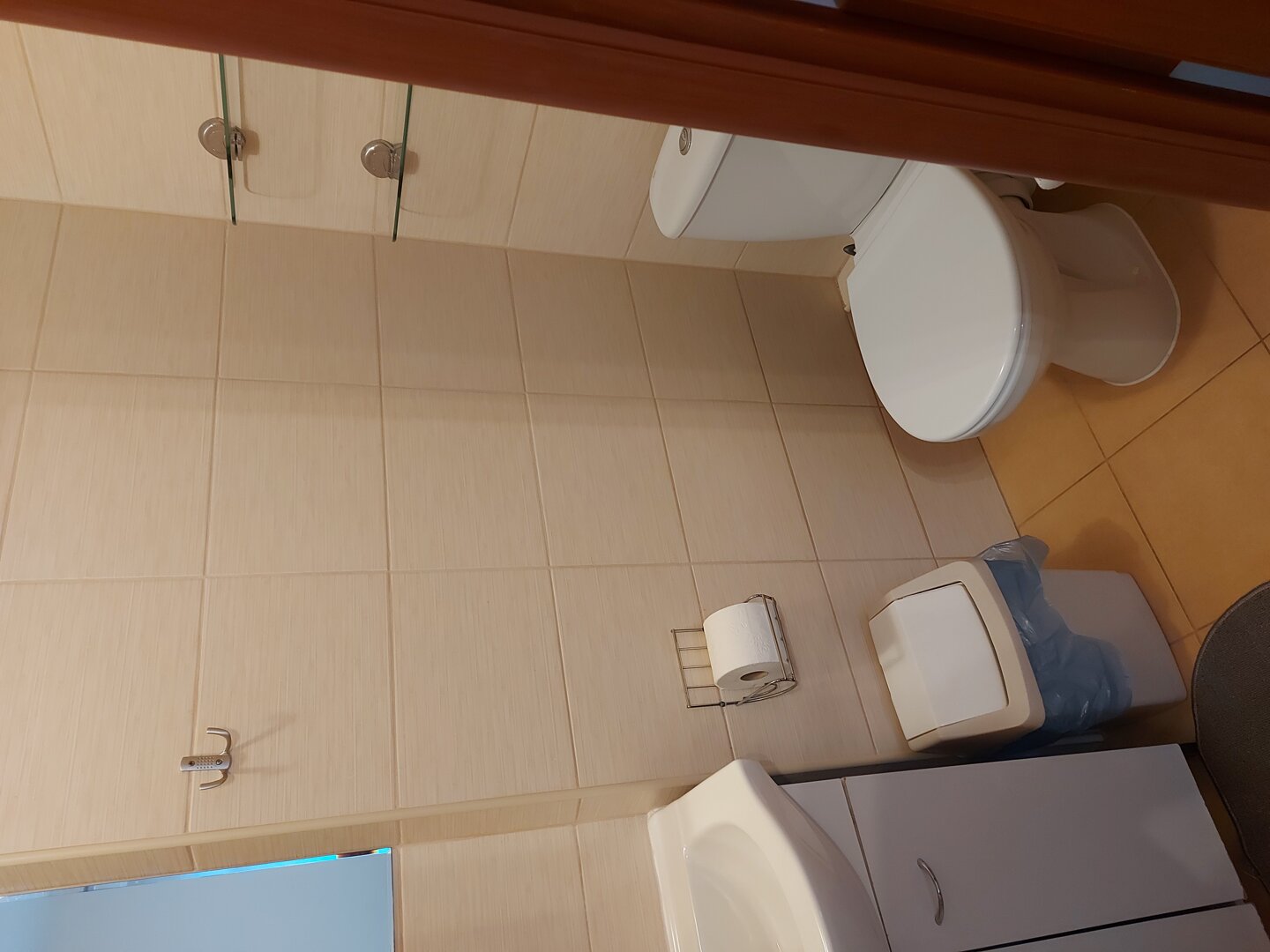 ZDZISŁAW RZEŹNIK WYNAJEM POKOI - 10